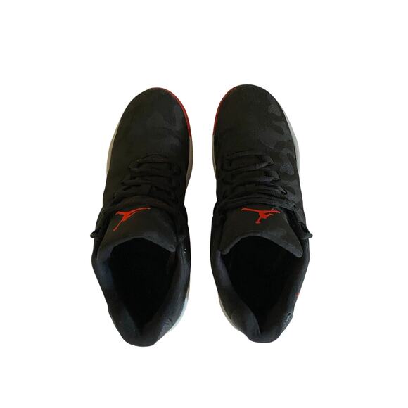 NIKE Air Jordan B Fly “Bred” Mid Basketball shoe - size 11 M / 12.5 W US / 45 EU - Picture 5 of 9